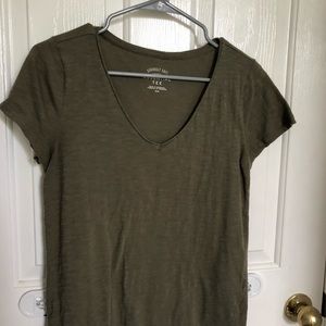 olive green basic t shirt